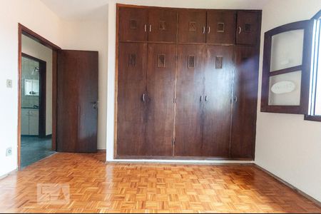 Casa para alugar com 350m², 5 quartos e sem vagaQuarto 3