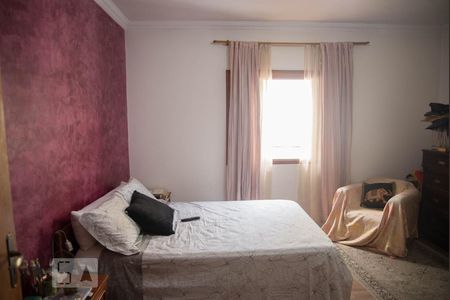 Casa à venda com 180m², 3 quartos e 4 vagas Casa à venda com 180m², 3 quartos e 4 vagasSuite 3