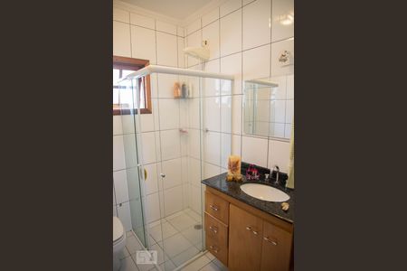 Casa à venda com 180m², 3 quartos e 4 vagas Casa à venda com 180m², 3 quartos e 4 vagasBanheiro suite 3