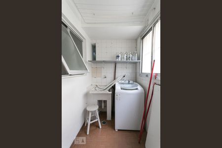 Apartamento à venda com 70m², 2 quartos e sem vagaÁrea de serviço 