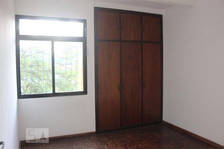Quarto 1 de apartamento para alugar com 2 quartos, 75m² em São Francisco, Belo Horizonte