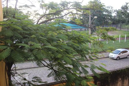 Vista sala de apartamento para alugar com 2 quartos, 75m² em São Francisco, Belo Horizonte
