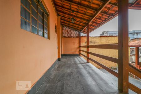 Casa à venda com 300m², 2 quartos e sem vaga Casa à venda com 300m², 2 quartos e sem vagaÁrea Externa