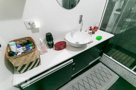 Banheiro de apartamento para alugar com 3 quartos, 96m² em Vila Monumento, São Paulo