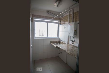 Apartamento à venda com 110m², 3 quartos e 2 vagas Apartamento à venda com 110m², 3 quartos e 2 vagasÁrea de Serviço