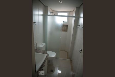 Apartamento à venda com 110m², 3 quartos e 2 vagas Apartamento à venda com 110m², 3 quartos e 2 vagasBanheiro social