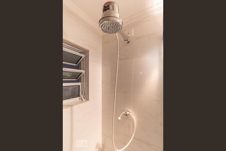 Casa à venda com 350m², 4 quartos e 2 vagasBanheiro - Salão - Detalhe