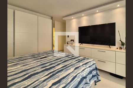 Apartamento à venda com 370m², 3 quartos e 4 vagas Apartamento à venda com 370m², 3 quartos e 4 vagasSuite 3