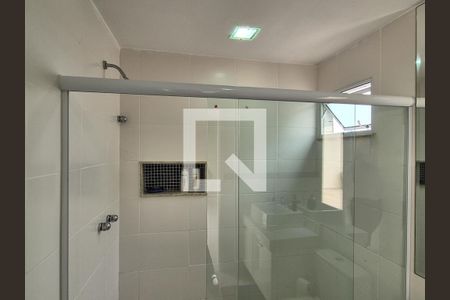 Apartamento à venda com 370m², 3 quartos e 4 vagas Apartamento à venda com 370m², 3 quartos e 4 vagasBanheiro social