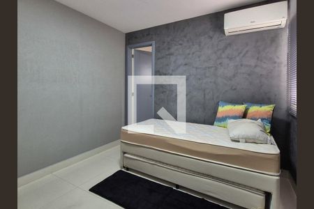Apartamento à venda com 370m², 3 quartos e 4 vagas Apartamento à venda com 370m², 3 quartos e 4 vagassuite 2
