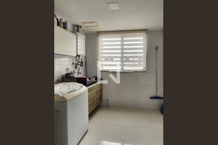 Apartamento à venda com 370m², 3 quartos e 4 vagas Apartamento à venda com 370m², 3 quartos e 4 vagasÁrea de Serviço