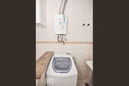 Apartamento à venda com 62m², 2 quartos e 1 vagaCozinha e Área de Serviço