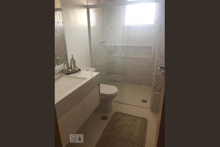 Apartamento para alugar com 283m², 4 quartos e sem vaga Apartamento para alugar com 283m², 4 quartos e sem vagaBanheiro