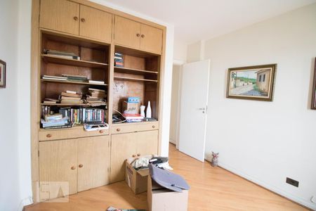 Apartamento à venda com 180m², 4 quartos e 2 vagasDormitório 1 