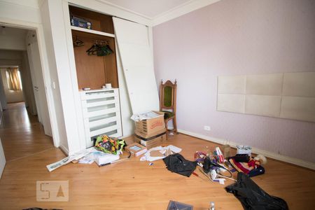 Apartamento à venda com 180m², 4 quartos e 2 vagasDormitório 2