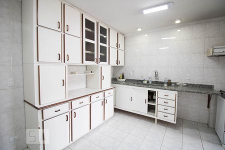 Apartamento à venda com 180m², 4 quartos e 2 vagasCozinha