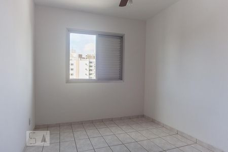 Quarto  de kitnet/studio para alugar com 1 quarto, 44m² em Centro, Campinas