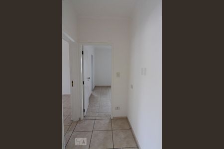 Corredor de casa para alugar com 2 quartos, 85m² em Parque Itaberaba, São Paulo