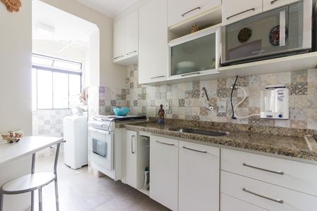 Apartamento à venda com 54m², 2 quartos e 1 vagaCozinha