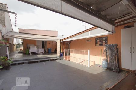 Casa à venda com 173m², 3 quartos e 4 vagas Casa à venda com 173m², 3 quartos e 4 vagasÁrea externa