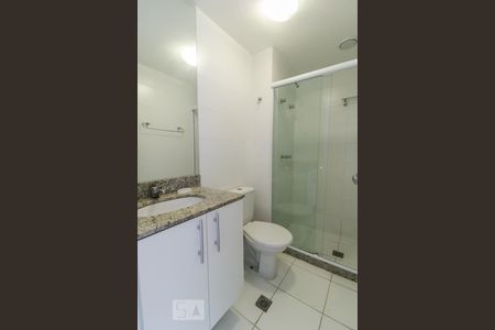 Apartamento à venda com 65m², 2 quartos e 1 vagaBanheiro Quarto 02 (Suíte)