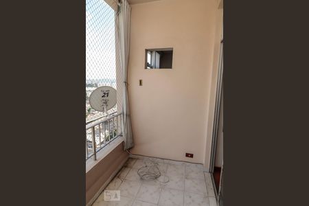 Apartamento à venda com 80m², 2 quartos e 1 vaga Apartamento à venda com 80m², 2 quartos e 1 vagaVaranda Quarto 1