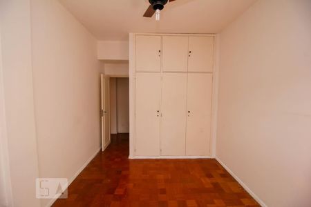 Apartamento à venda com 130m², 3 quartos e 1 vagaQuarto 1