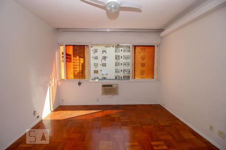 Sala de apartamento à venda com 3 quartos, 130m² em Laranjeiras, Rio de Janeiro