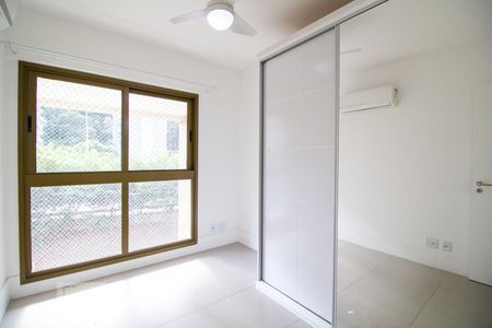 Apartamento à venda com 80m², 2 quartos e 1 vaga Apartamento à venda com 80m², 2 quartos e 1 vagaSuite 1