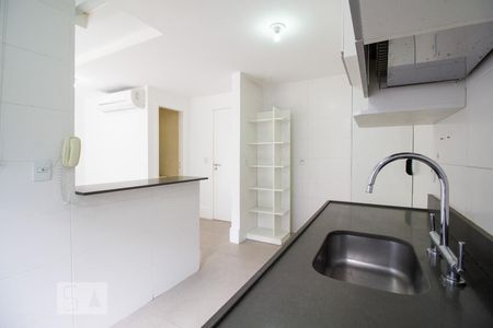 Apartamento à venda com 80m², 2 quartos e 1 vaga Apartamento à venda com 80m², 2 quartos e 1 vagaCozinha
