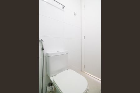 Apartamento à venda com 80m², 2 quartos e 1 vaga Apartamento à venda com 80m², 2 quartos e 1 vagaBanheiro Suite 1