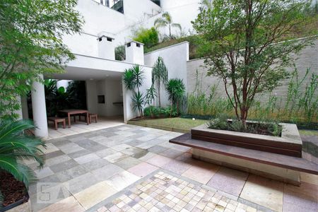 Apartamento à venda com 180m², 4 quartos e 3 vagasChurrasqueira