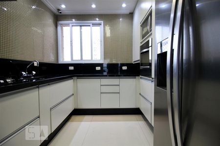 Apartamento à venda com 180m², 4 quartos e 3 vagasCozinha