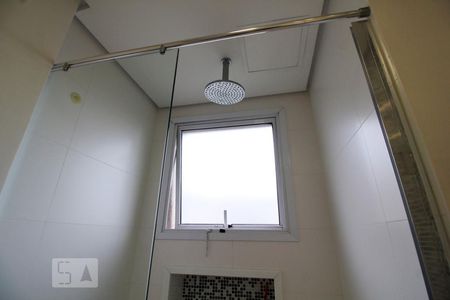 Apartamento à venda com 180m², 4 quartos e 3 vagasChuveiro