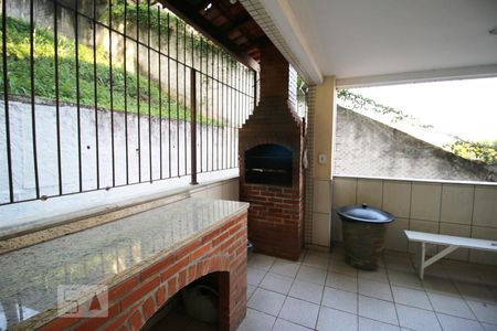 Apartamento à venda com 82m², 2 quartos e 1 vagaChurrasqueira