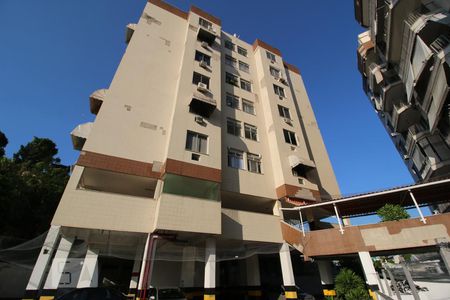 Apartamento à venda com 82m², 2 quartos e 1 vagaFachada