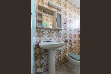 Casa à venda com 200m², 3 quartos e 3 vagasBanheiro Social 