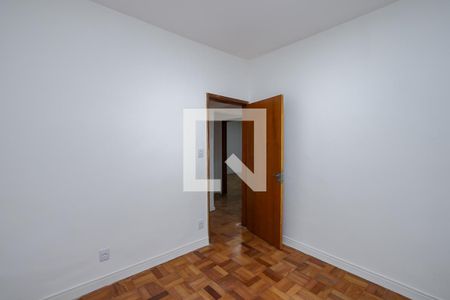Casa à venda com 200m², 4 quartos e 2 vagasQuarto 2