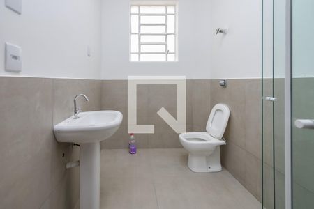 Casa à venda com 200m², 4 quartos e 2 vagasBanheiro