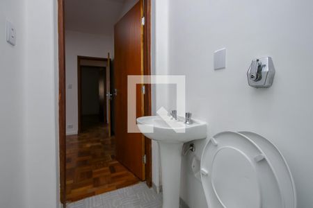 Casa à venda com 200m², 4 quartos e 2 vagasBanheiro da Suíte