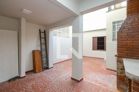 Casa à venda com 200m², 4 quartos e 2 vagasQuintal