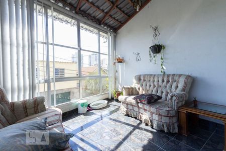 Casa à venda com 180m², 4 quartos e 1 vaga Casa à venda com 180m², 4 quartos e 1 vagaSala