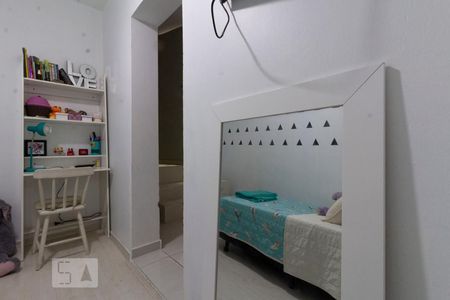 Casa à venda com 180m², 4 quartos e 1 vaga Casa à venda com 180m², 4 quartos e 1 vagaQuarto 3