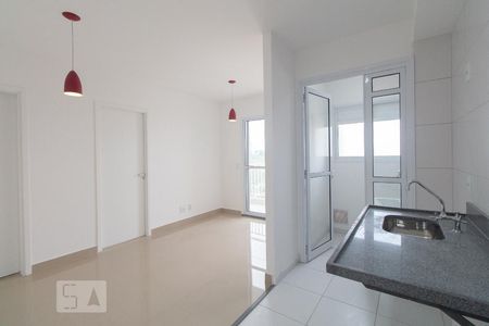 Cozinha de apartamento para alugar com 1 quarto, 39m² em Mooca, São Paulo