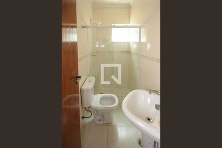 Casa à venda com 140m², 3 quartos e 4 vagas Casa à venda com 140m², 3 quartos e 4 vagasBanheiro Social