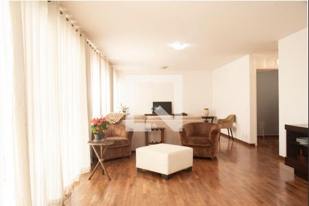 Sala de apartamento para alugar com 3 quartos, 200m² em Planalto Paulista, São Paulo