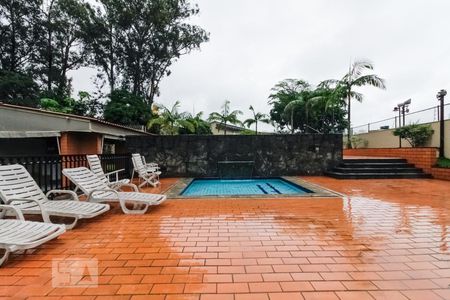Apartamento à venda com 58m², 2 quartos e 1 vaga Apartamento à venda com 58m², 2 quartos e 1 vagaPiscina