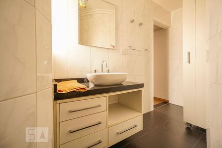 Apartamento à venda com 87m², 3 quartos e 2 vagas Apartamento à venda com 87m², 3 quartos e 2 vagasBanheiro suíte