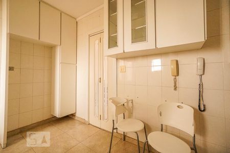 Apartamento à venda com 87m², 3 quartos e 2 vagas Apartamento à venda com 87m², 3 quartos e 2 vagasCozinha