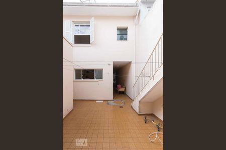 Casa à venda com 100m², 3 quartos e 2 vagasQuintal